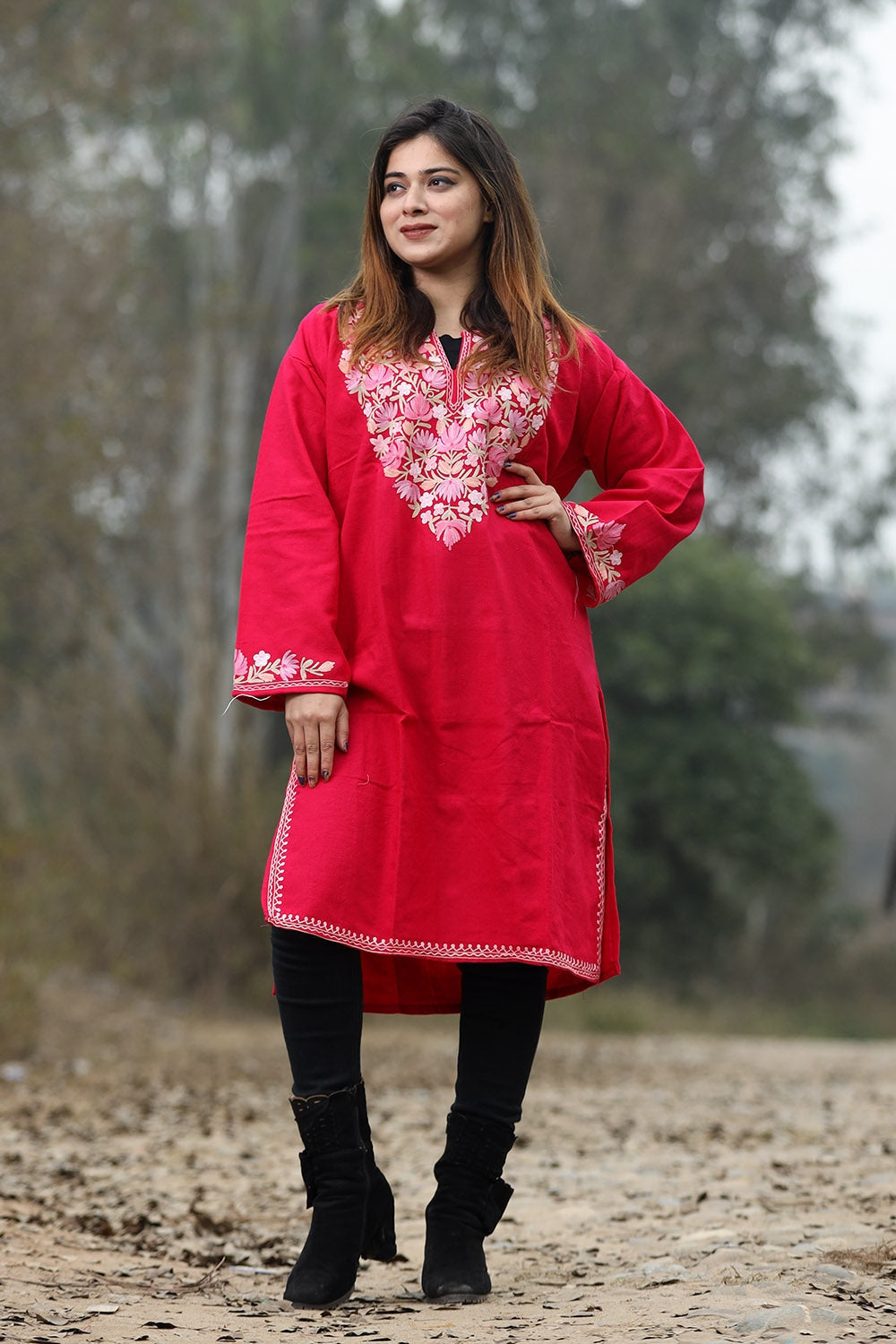 Red Kashmiri Phiran with Hand-Embroidery on Neck | Exotic India Art | Kurti  neck designs, Clothes for women, Indian fashion